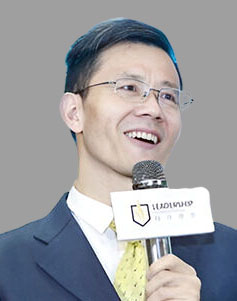 周万亮